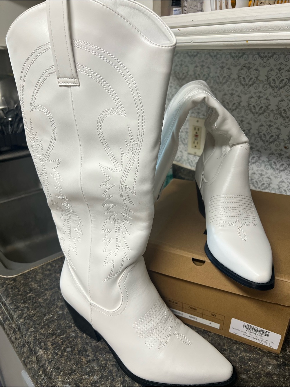 White Women's Western Knee-High Boots